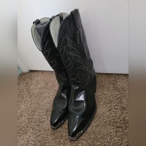 Durango cowboy boots size 11